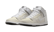 Buty Nike Antihero Skateboards x Nike SB Dunk High "White" - widok z przodu - Rozmiary EU
