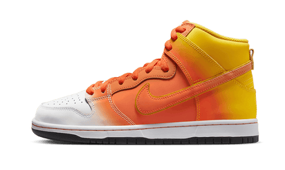 Nike SB Dunk High Sweet Tooth czarny-biały - widok główny z boku | Saturaise.com