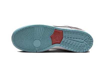 Buty Nike SB Dunk Low Big Money Savings - widok z przodu - Rozmiary EU