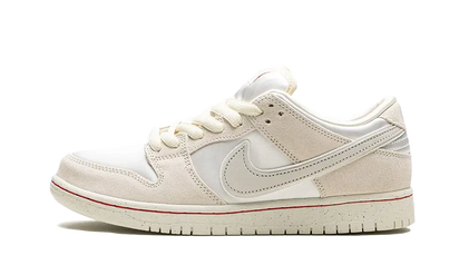 Yeezy Nike SB Dunk Low City Of Love Light Bone biały-czerwony - widok główny z boku | Saturaise.com