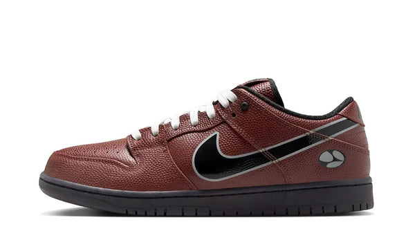 Nike SB Dunk Low Limosine Skateboards