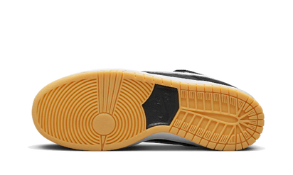 Buty Nike SB Dunk Low Pro ISO Black Gum - widok z przodu - Rozmiary EU