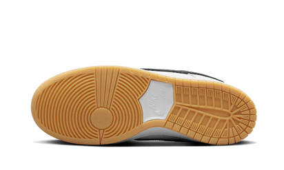 Buty Nike SB Dunk Low Pro ISO White Gum - widok z przodu - Rozmiary EU