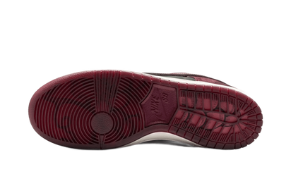 Riot Skateshop x Nike SB Dunk Low "Mahogany" - widok z góry - Dostawa 24h - Darmowa wysyłka