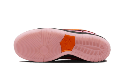 Buty Yeezy The Powerpuff Girls x Nike SB Dunk Low "Blossom" - widok z przodu - Rozmiary EU