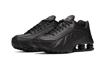 Kup oryginalne Shox R4 Black - widok z drugiego boku - Sneakersy