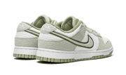 Buty Nike Dunk Low SE Fleece Green - widok z przodu - Rozmiary EU