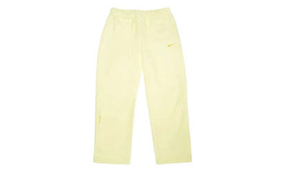 Nike Nike x NOCTA NRG Tech Fleece Open Hem Pants Citron Tint/Vivid Sulfur - widok główny z boku - Streetwear