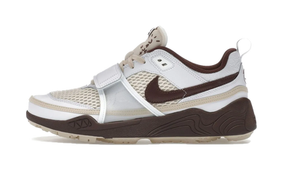 Nike Zoom Field Jaxx Travis Scott Light Chocolate brązowo-biały - widok główny z boku | Saturaise.com