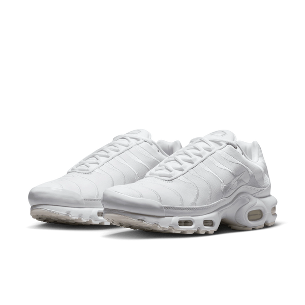 Air Max Plus Triple White - Kup oryginalne Air Max Plus Triple White AJ2029-100 - widok z drugiego boku - Sneakersy