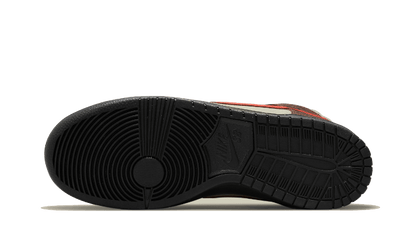 Buty Nike SB Dunk High Color Skates Kebab and Destroy - widok z przodu - Rozmiary EU