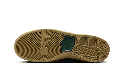 Buty Nike SB Dunk High Decon Gorge Green - widok z przodu - Rozmiary EU