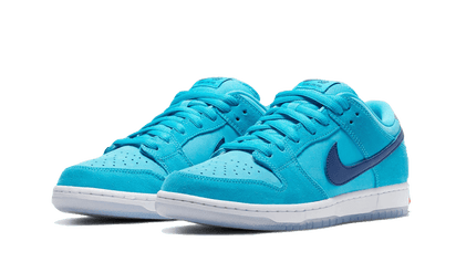 Kup oryginalne SB Dunk Low Blue Fury BQ6817-400 - widok z drugiego boku - Sneakersy