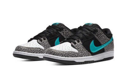 Kup oryginalne SB Dunk Low Atmos Elephant BQ6817-009 - widok z drugiego boku - Sneakersy