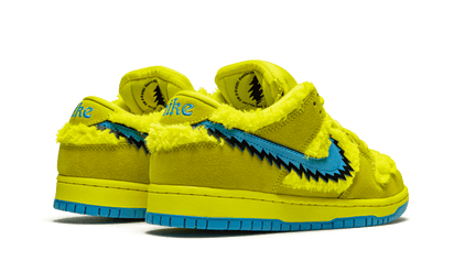 Buty Yeezy SB Dunk Low Grateful Dead Bears Yellow - widok z przodu - Rozmiary EU