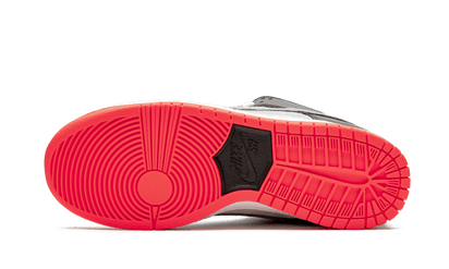 100% Oryginalne SB Dunk Low Infrared - widok z tyłu - 1780.00 PLN