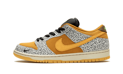 Yeezy SB Dunk Low Safari szaro-czarny - widok główny z boku | Saturaise.com