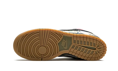 100% Oryginalne SB Dunk Low Supreme Rammellzee - widok z tyłu - 1780.00 PLN