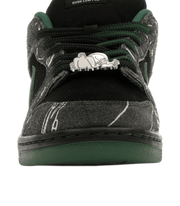 100% Oryginalne There Skateboards x Nike SB Dunk Low "Black" - widok z tyłu - 700.00 PLN