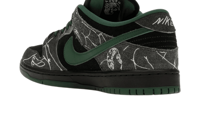 Yeezy There Skateboards x Nike SB Dunk Low "Black" czarny-biały - detale i podeszwa | Saturaise.com