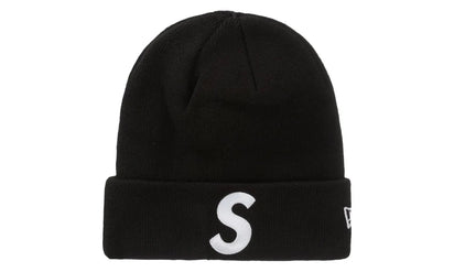 Supreme Supreme New Era S Logo Beanie Black - widok główny z boku - Akcesoria