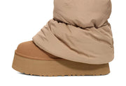 UGG Classic Mini Dipper Puffer Boot Amphora Chestnut brązowy-beżowy - widok główny z boku | Saturaise.com