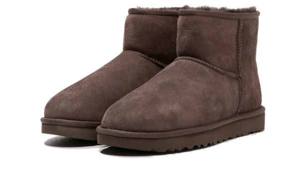 UGG Classic Mini II Boot Burnt Cedar - Kup oryginalne UGG Classic Mini II Boot Burnt Cedar - widok z drugiego boku - Sneakersy