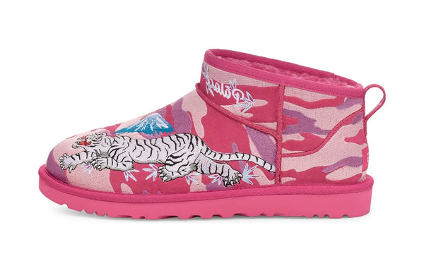 Classic Ultra Mini Boot Palace Pink Camo