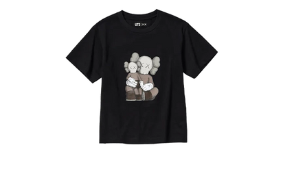 Uniqlo T-Shirt KAWS Black Graphic - widok główny z boku - Kolekcjonerska figurka