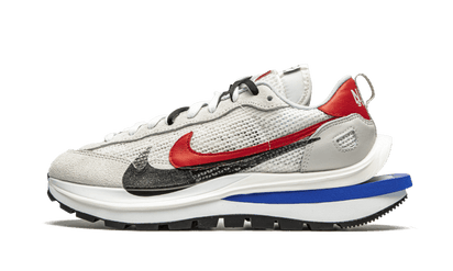 Sacai Vaporwaffle Sacai Sport Fuchsia Game Royal czarno-niebieski - widok główny z boku | Saturaise.com