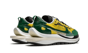 Buty Sacai Vaporwaffle Sacai Tour Yellow Stadium Green - widok z przodu - Rozmiary EU