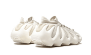 Buty Yeezy Yeezy 450 Cloud White - widok z przodu - Rozmiary EU