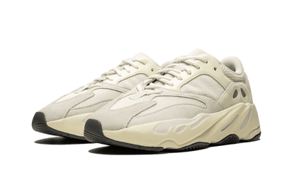 Kup oryginalne Yeezy 700 Analog - widok z drugiego boku - Sneakersy