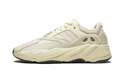Adidas Yeezy Boost 700 Analog biały - widok główny z boku | Saturaise.com