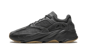 Adidas Yeezy Boost 700 Utility Black czarny-biały - widok główny z boku | Saturaise.com