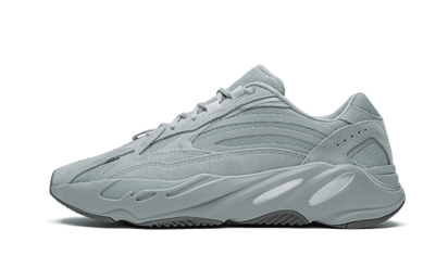 Adidas Yeezy 700 V2 Hospital Blue biały-niebieski - widok główny z boku | Saturaise.com