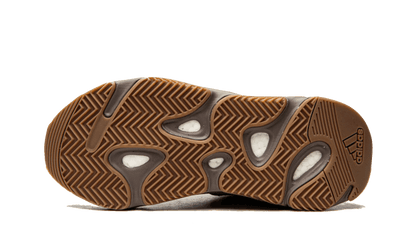 100% Oryginalne Yeezy 700 V2 Mauve - widok z tyłu - 1960.00 PLN