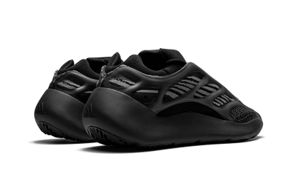 Buty Adidas Yeezy 700 V3 Alvah - widok z przodu - Rozmiary EU