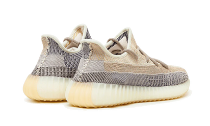 Buty Adidas Yeezy Boost 350 V2 Ash Pearl - widok z przodu - Rozmiary EU