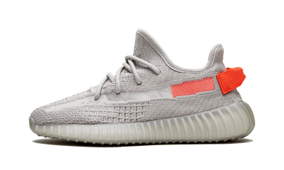 Adidas Yeezy Boost 350 V2 Tail Light szary-pomarańczowy - widok główny z boku | Saturaise.com