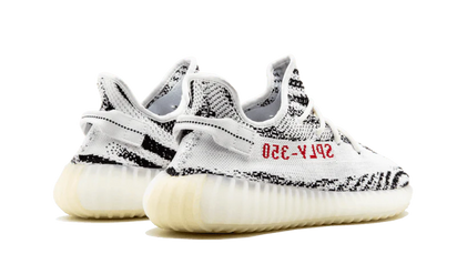 Buty Adidas Yeezy Boost 350 V2 Zebra - widok z przodu - Rozmiary EU