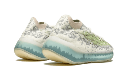 Buty Yeezy Yeezy Boost 380 Alien Blue - widok z przodu - Rozmiary EU