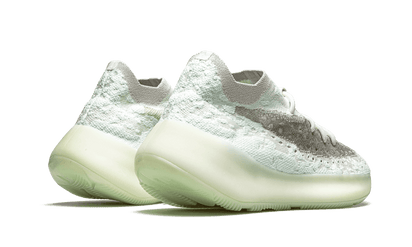Buty Yeezy Yeezy Boost 380 Calcite Glow - widok z przodu - Rozmiary EU