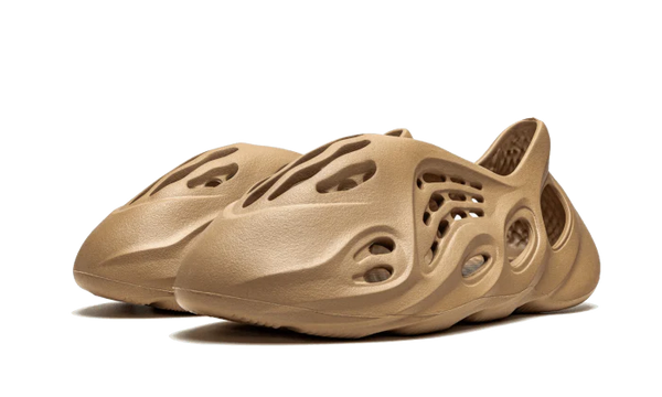 Yeezy Foam RNNR Ochre - Kup oryginalne Yeezy Foam RNNR Ochre - widok z drugiego boku - Sneakersy
