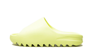 Adidas Yeezy Slide Glow Green biały-zielony - widok główny z boku | Saturaise.com