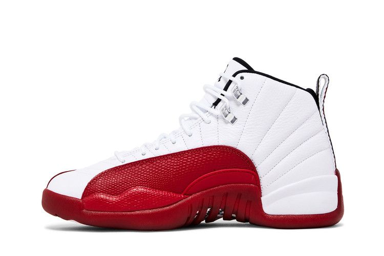 Air Jordan Air Jordan 12 Retro Cherry (2023) czarny-biały - widok główny z boku | Saturaise.com