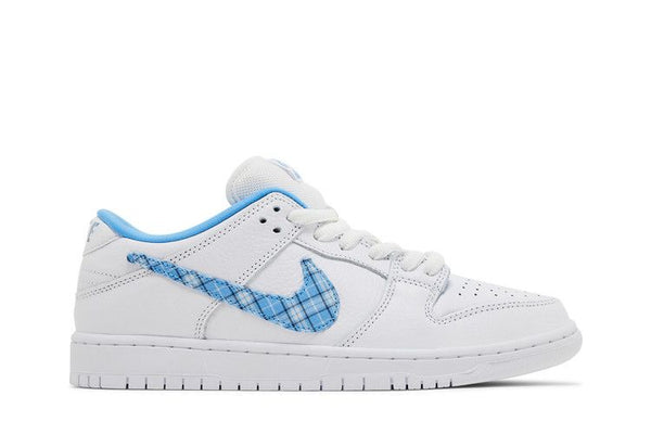 Nike SB Dunk Low Pro Nicole Hause - Kup oryginalne Nike SB Dunk Low Pro Nicole Hause - widok z drugiego boku - Sneakersy