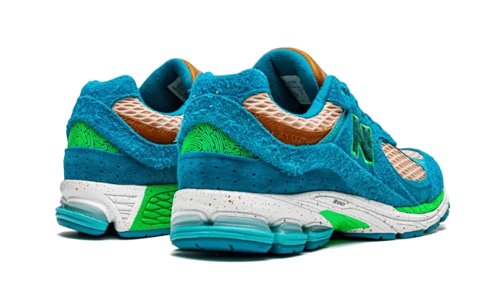 Buty New Balance 2002R Salehe Bembury Water Be The Guide - widok z przodu - Rozmiary EU