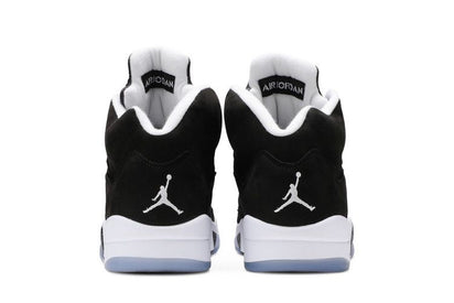 Buty Air Jordan Air Jordan 5 Retro Moonlight (Oreo) - widok z przodu - Rozmiary EU