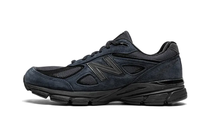 New Balance 990 v4 JJJJound Made In USA Navy czarny-granatowy - widok główny z boku | Saturaise.com